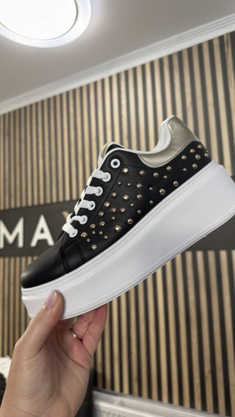 Roxy szegecses platform sneaker